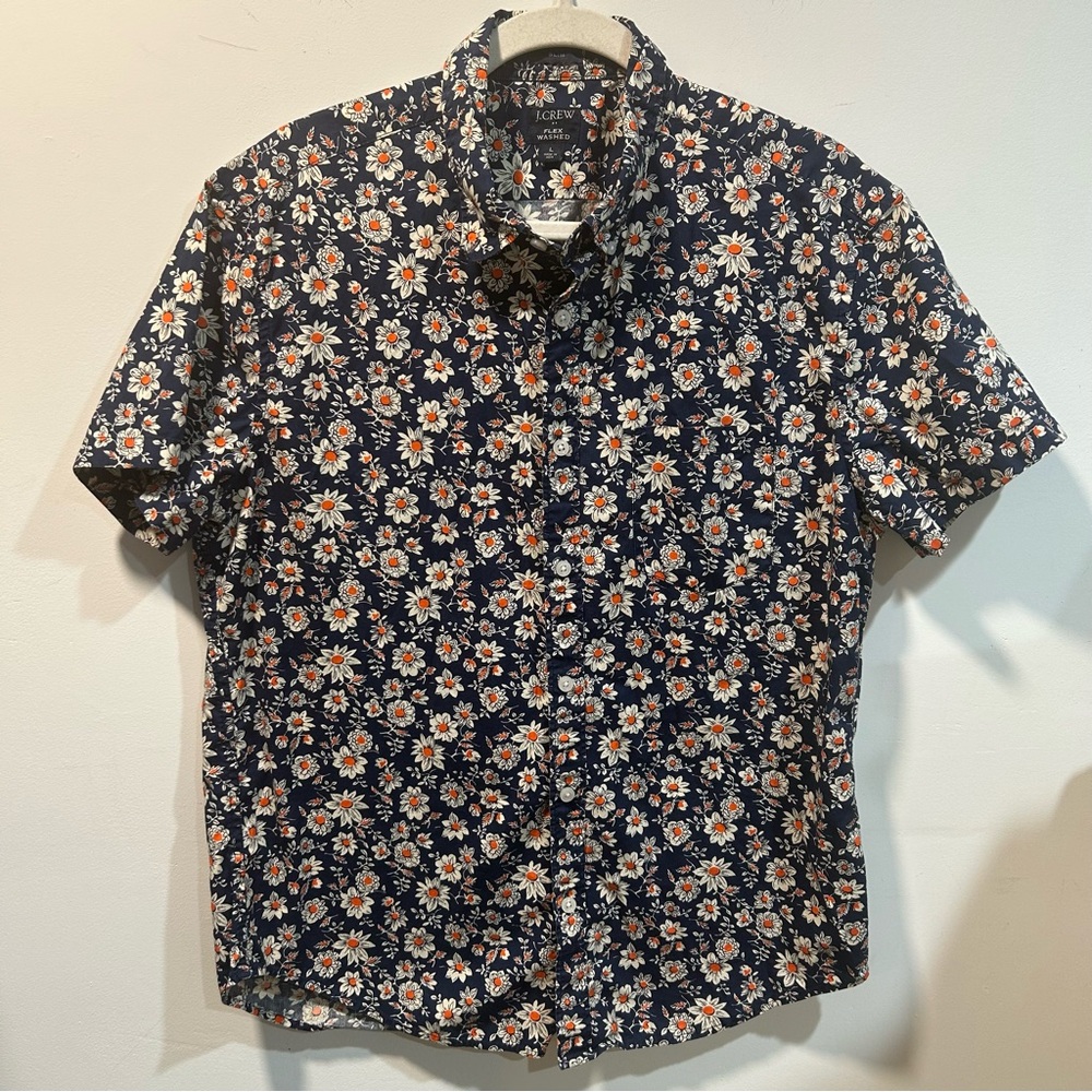 J. Crew Flex Washed Floral short sleeve Shirt size M